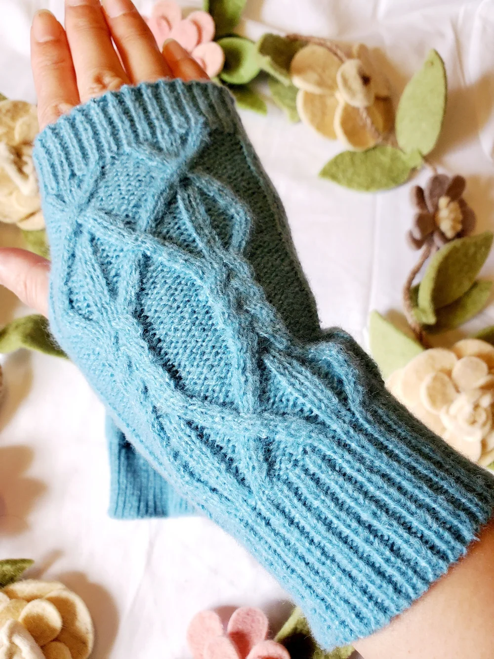 Turquise Cable Knit Fingerless Wool Gloves - Women